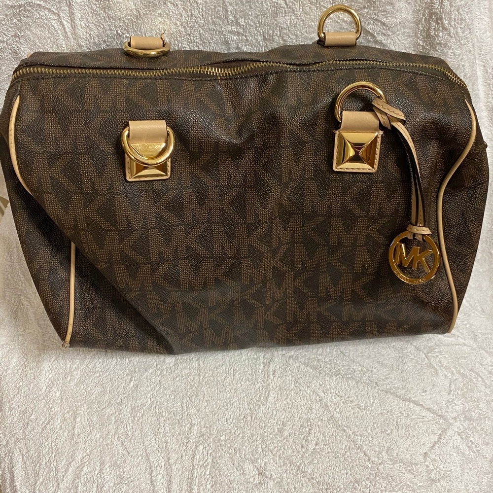 Michael Kors purchase need straps